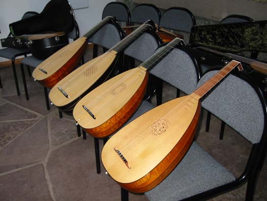 lutes by Jönsson